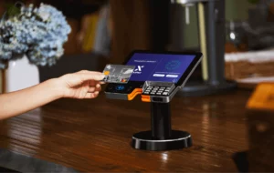 ExiPay bankkártyás fizetés EX-PRO POS-terminálon étteremben